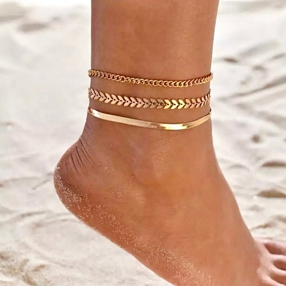 Free People Jewelry - Free People Lucinda Anklet Set